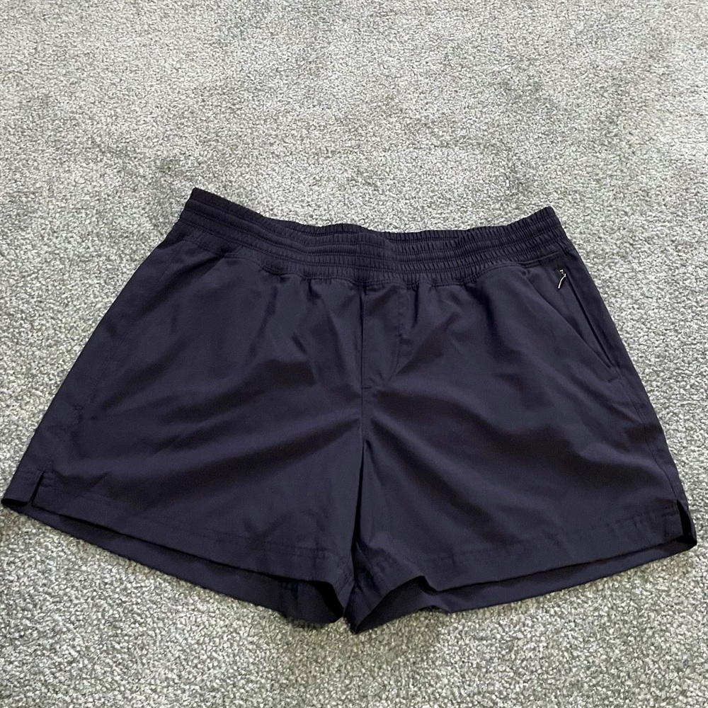 Old navy active shorts
